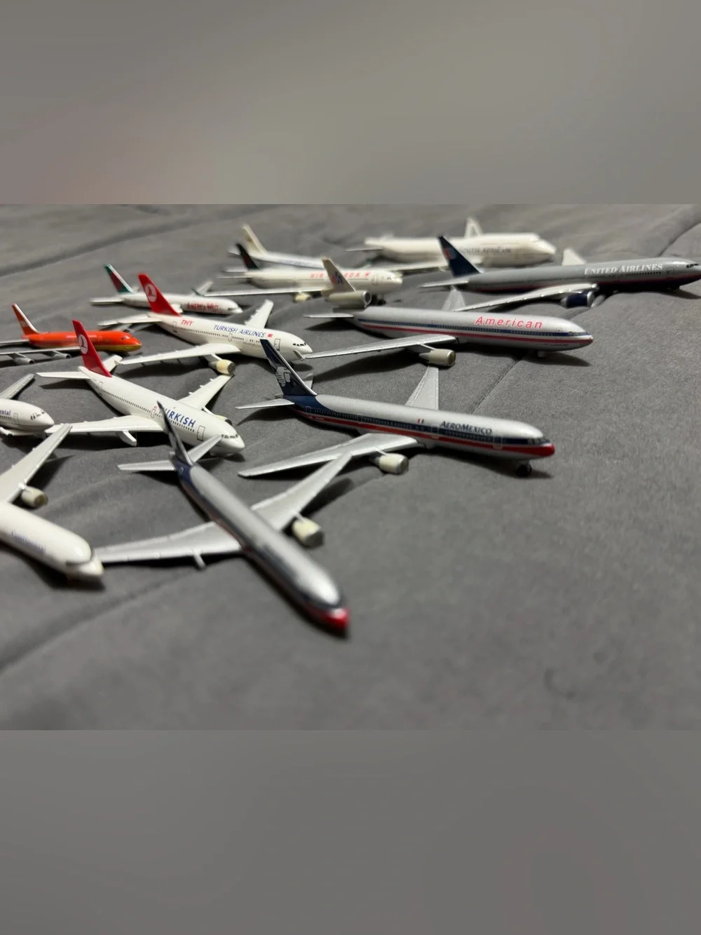 Herpa Wings 1:500 - Mega lot Bundle - 13 aircrafts Commercial and Regional Fleet